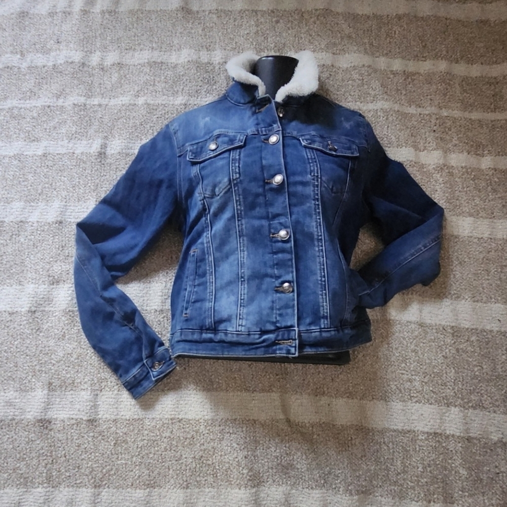 & Other Stories Blue Denim Jacket with Shearling Collar